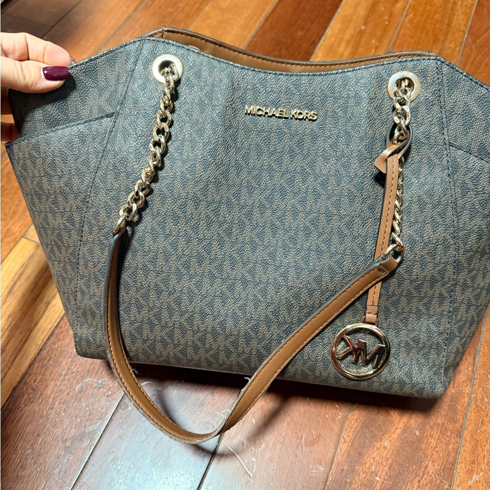 Michael Kors Brown Shoulder Bag Jet Set gently used